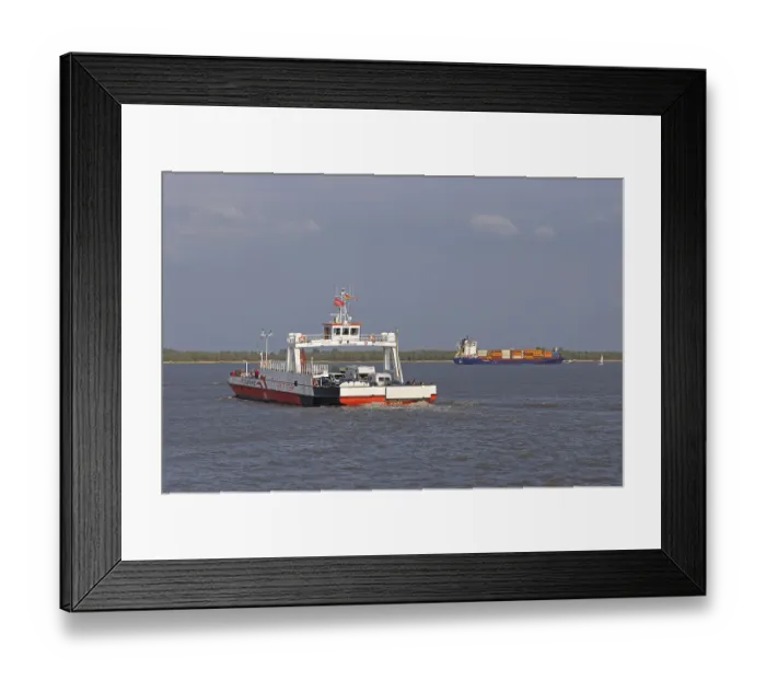Framed Print : FRS Elbe ferry on the way to Gluckstadt Framed Print : FRS Elbe ferry on the way to Gluckstadt