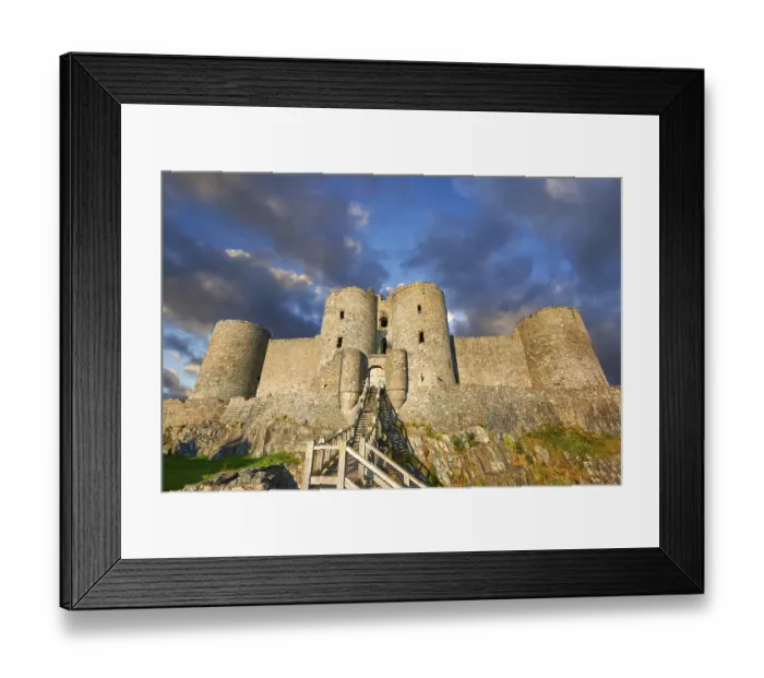 Framed Print : Medieval Harlech Castle, built in 1282