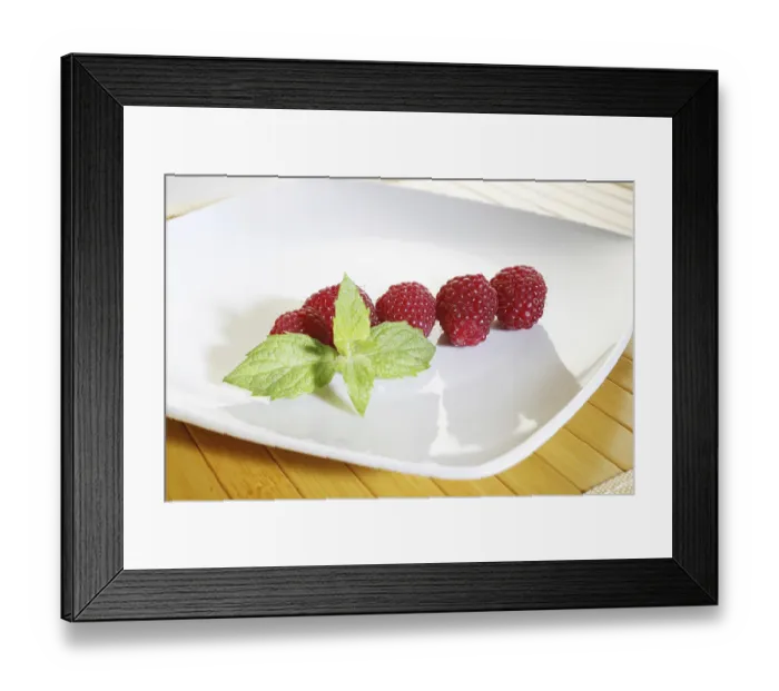 Framed Print : Fresh raspberries, mint Framed Print : Fresh raspberries, mint