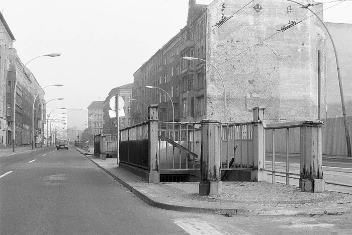 Framed Print : 09.11.1981, East Berlin, Berlin-Mitte district, closed underground station Franzoesische Strasse in Friedrichstrasse, the West Berlin underground line 6 ran here under the eastern part of the city and passed through without stopping Framed Print : 09.11.1981, East Berlin, Berlin-Mitte district, closed underground station Franzoesische Strasse in Friedrichstrasse, the West Berlin underground line 6 ran here under the eastern part of the city and passed through without stopping