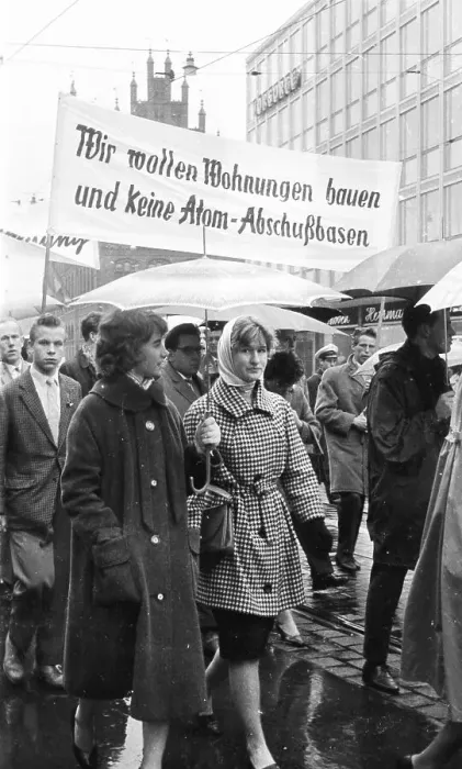 Framed Print : On 1 May 1961, workers and employees in Hanover demonstrated with demands from their union