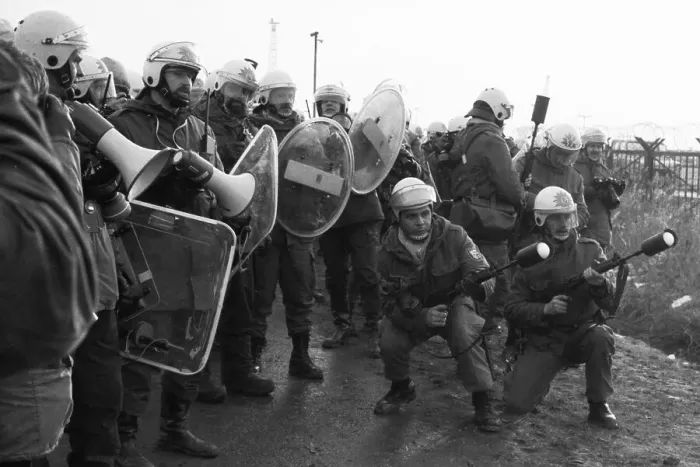 Framed Print : About 100, 000 demonstrators, peaceful and violent