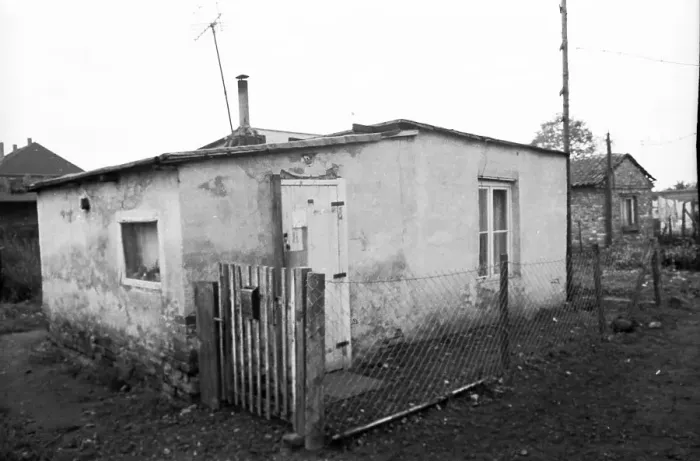 Framed Print : In 1954, there were still numerous precarious flats in barracks