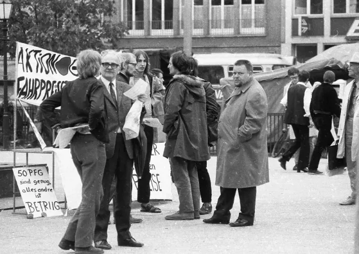Framed Print : The 1971 local transport congress