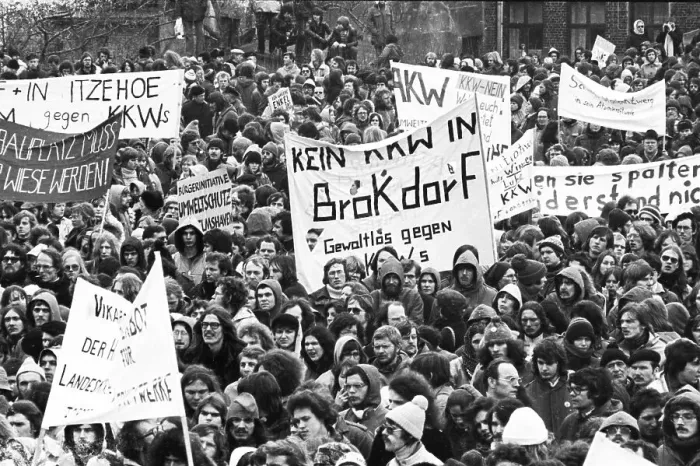Framed Print : More than 20, 000 opponents of nuclear power demonstrated in Itzehoe against a nuclear power plant in Brokdorf on 19