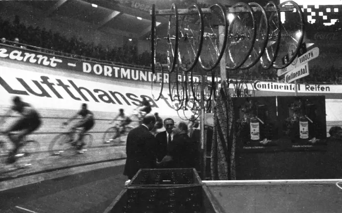 Framed Print : The 6-day race of the professional cyclists Framed Print : The 6-day race of the professional cyclists