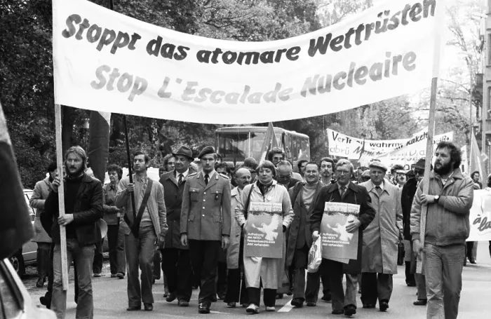 Framed Print : 6000 demonstrators took part in protest and rally of the peace movement against new nuclear missiles Framed Print : 6000 demonstrators took part in protest and rally of the peace movement against new nuclear missiles