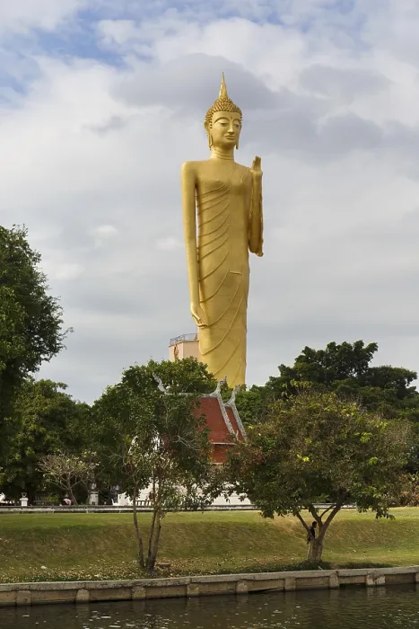 Framed Print : 60m high gilded Buddha statue Luang Phaw Dto in Wat Burapha Phiram