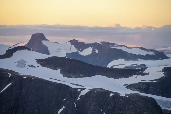 Framed Print : Abendstimmung, Gletscher und Berge im Jostedalsbreen-Nationalpark