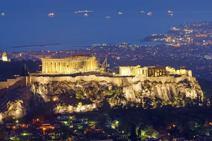 Framed Print : The Acropolis in Athens by night Framed Print : The Acropolis in Athens by night