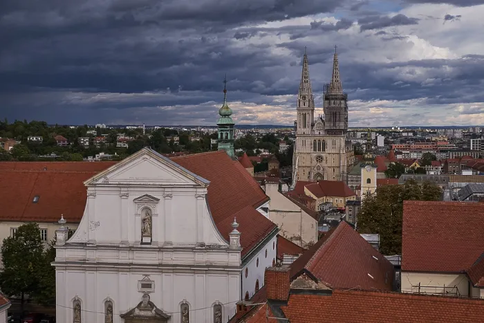 Framed Print : Aerial Panorama View of Zagreb from Lotrscak Tower