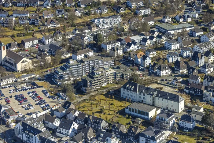 Framed Print : Aerial photograph, Am Hohenstein primary school