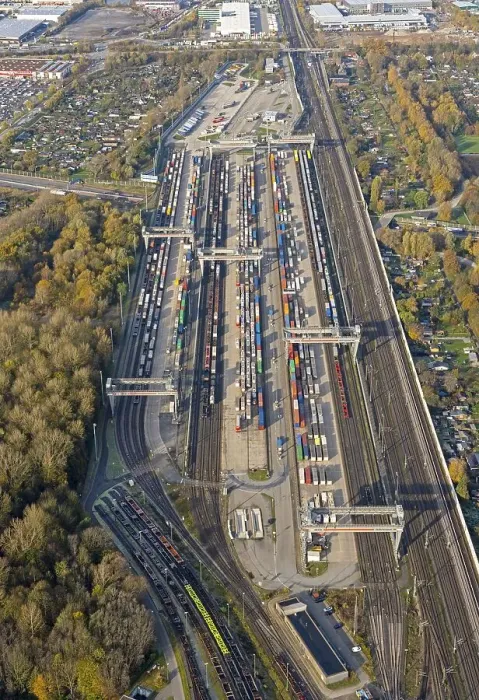 Framed Print : Aerial view of the DUSS Terminal Hamburg-Billwerder