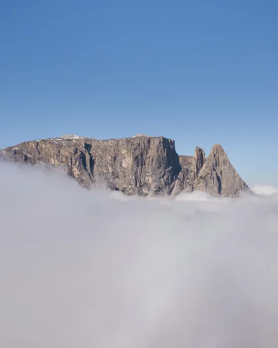 Framed Print : Aerial view, sea of fog around the Schlern Berg