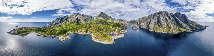Framed Print : Aerial view, view of harbour and rorbuer cabins Framed Print : Aerial view, view of harbour and rorbuer cabins
