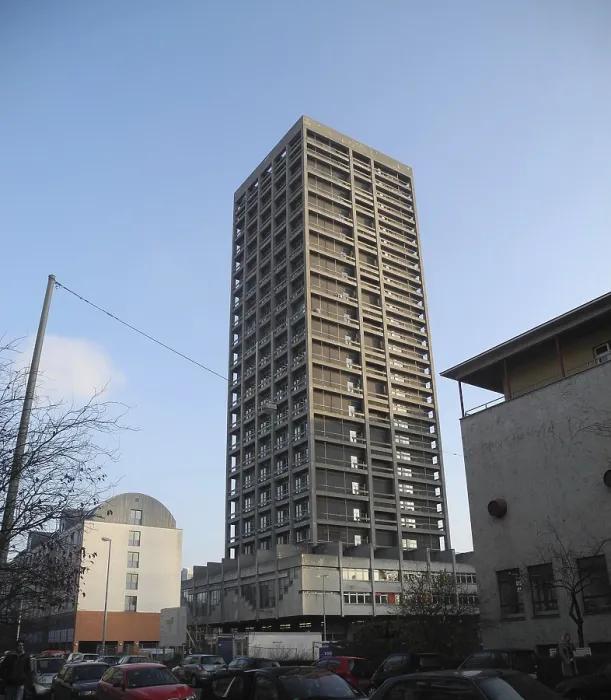 Framed Print : AFE tower, Frankfurt, university