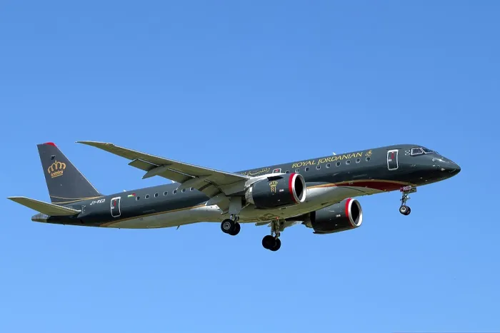 Framed Print : Aircraft Royal Jordanian, JY-RED, Embraer E190-E2