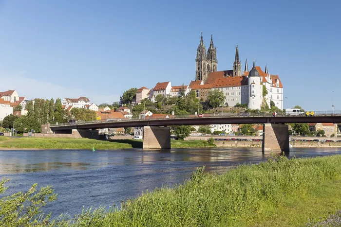 Framed Print : Albrechtsburg Castle and Cathedral with Elbe River and old Elbe Bridge