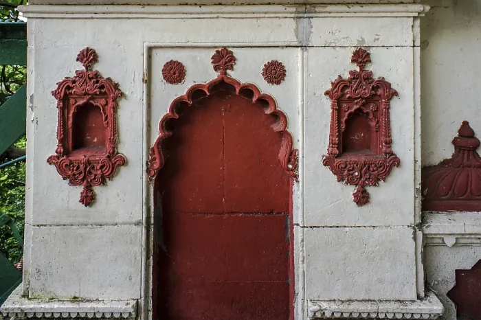 Framed Print : Alcoves in Sayaji Baug, Vadodara