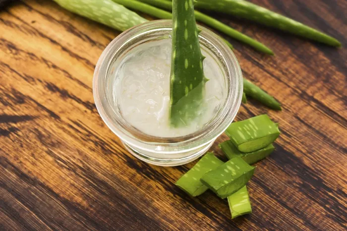Framed Print : Aloe vera juice with fresh leaves