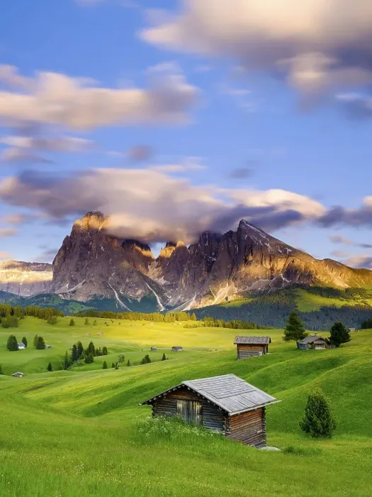 Framed Print : Alpe di Siusi mountain pasture Framed Print : Alpe di Siusi mountain pasture