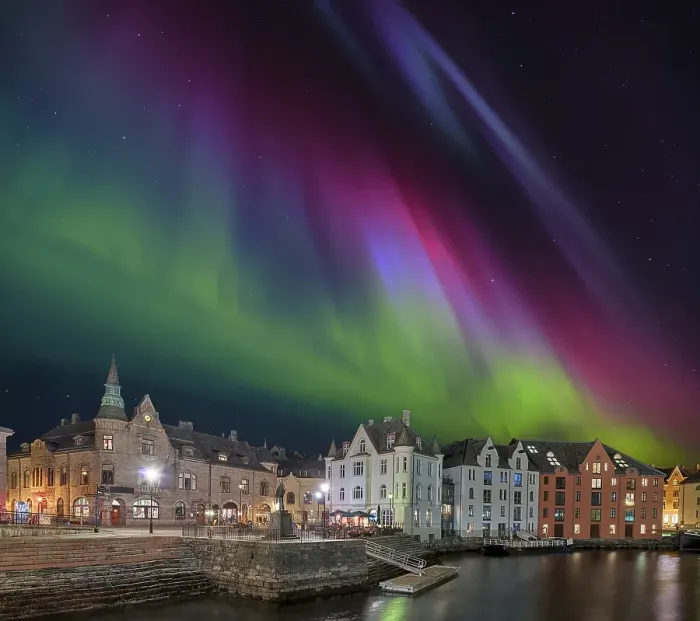 Framed Print : Alsesund Port Northern Lights Norway Framed Print : Alsesund Port Northern Lights Norway
