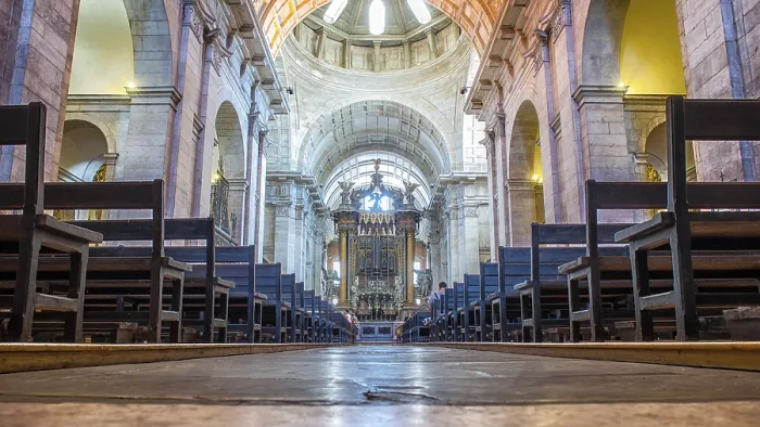 Framed Print : Altar. Interior of the Estrela Basilica in Lisbon