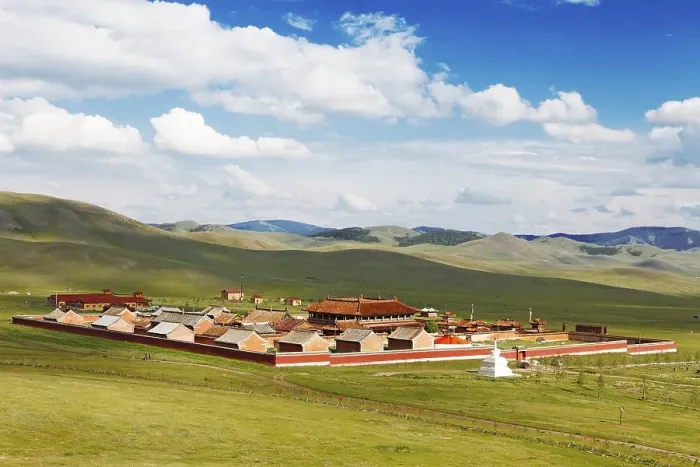 Framed Print : Amarbayasgalant Monastery in green grass landscape
