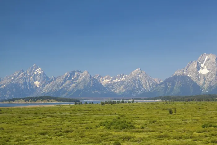 Framed Print : The amazing Teton mountains above Jackson Lake in Wyoming Framed Print : The amazing Teton mountains above Jackson Lake in Wyoming