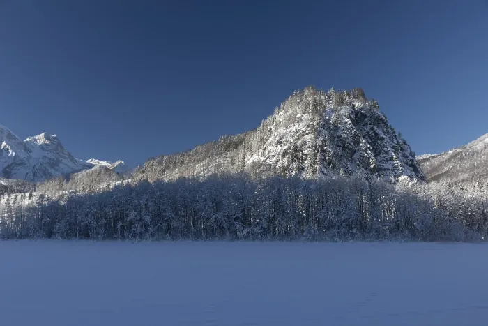 Framed Print : Ameisstein (776 m) mountain at the Lake Almsee in winter
