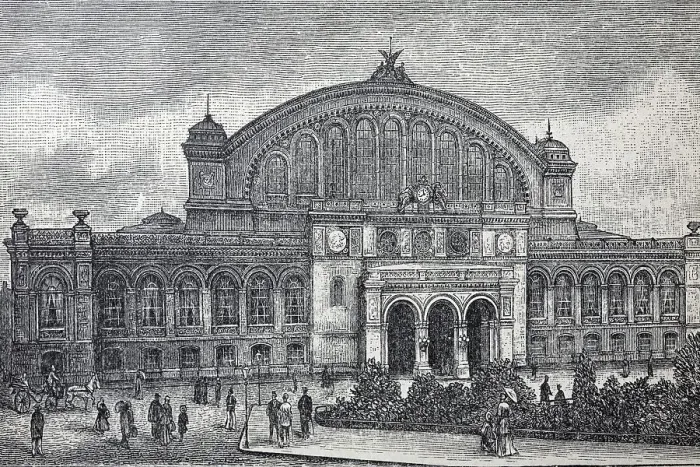 Framed Print : Anhalter railway station in Berlin
