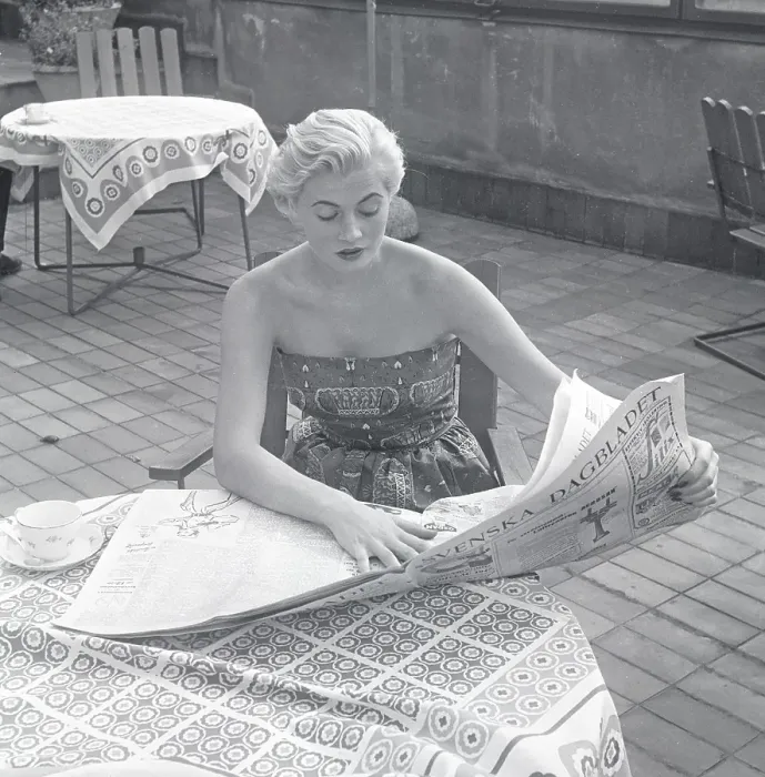 Framed Print : Anita Ekberg. Born 29 September 1931, died 11 January 2015. Swedish actress. When the picture is taken, she has won the Miss Sweden beauty contest on August 24, 1951 Framed Print : Anita Ekberg. Born 29 September 1931, died 11 January 2015. Swedish actress. When the picture is taken, she has won the Miss Sweden beauty contest on August 24, 1951