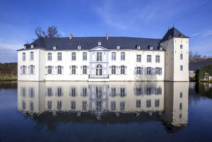 Framed Print : Annevoie Castle, Chateau d'Annevoie