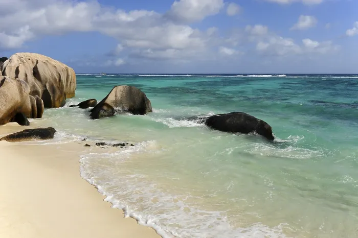 Framed Print : Anse Source d'Argent beach