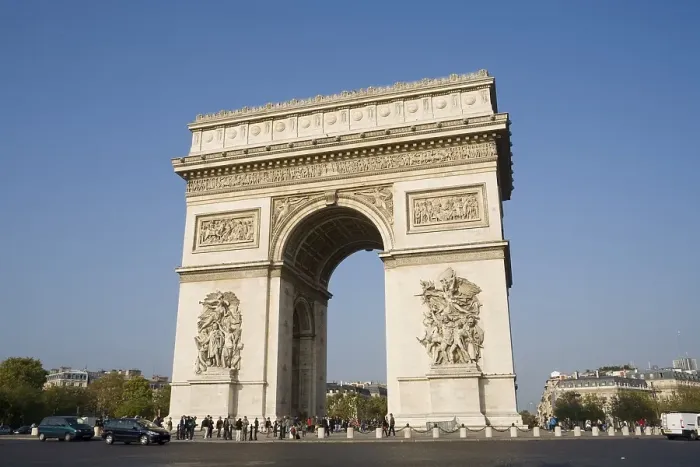Framed Print : Arc de Triomphe, Place Charles de Gaulle Framed Print : Arc de Triomphe, Place Charles de Gaulle