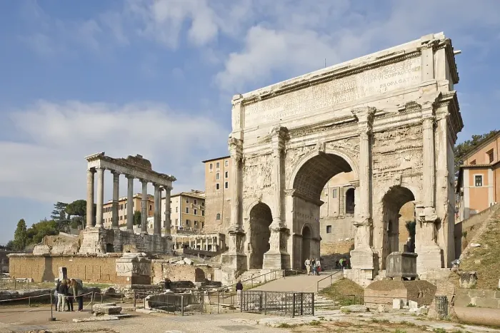 Framed Print : Arch of Septimius Severus in front of the Temple of Saturn