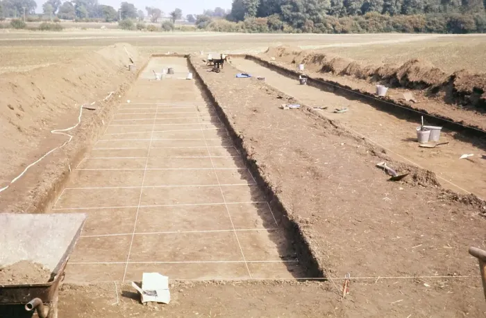 Framed Print : Archaeological excavation of a Neolithic causewayed enclosure, Great Wilbrahim, Cambridgeshire, England, UK 1976 Caption Pre-excavation grid Framed Print : Archaeological excavation of a Neolithic causewayed enclosure, Great Wilbrahim, Cambridgeshire, England, UK 1976 Caption Pre-excavation grid