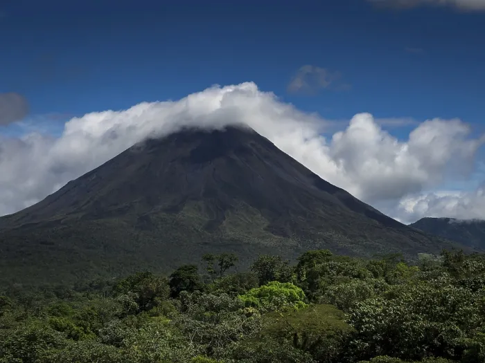 Framed Print : Arenal Volcano, Costa Rica, Central America