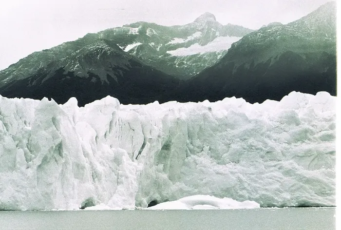 Framed Print : Argentina: The Glacier Perito Moreno at Lake Argentino Framed Print : Argentina: The Glacier Perito Moreno at Lake Argentino