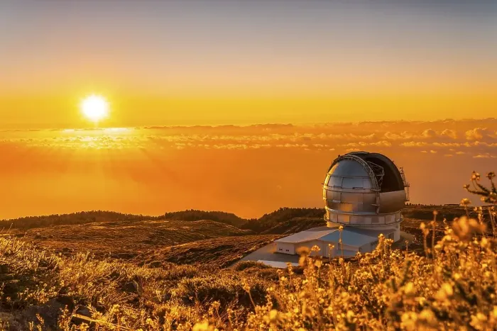 Framed Print : Astronomical Observatory of the Caldera de Taburiente in a beautiful orange sunset with the sun above Framed Print : Astronomical Observatory of the Caldera de Taburiente in a beautiful orange sunset with the sun above