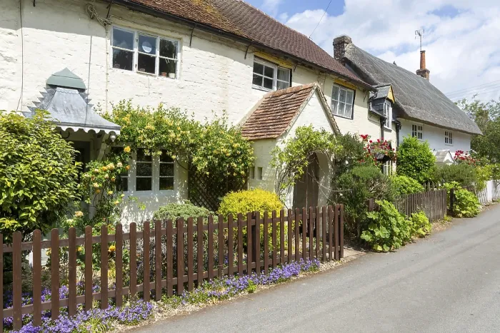 Framed Print : Attractive historic cottages in village of Avebury