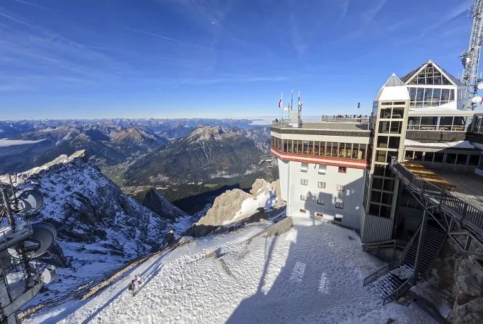 Framed Print : Auf der Zugspitze in Bayern, Deutschland im Oktober