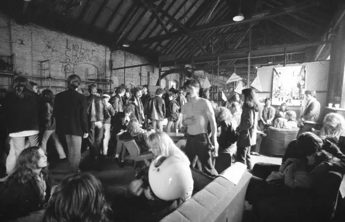 Framed Print : Autonomous groups of the left scene occupied an empty factory (Bo-Fabrik) Framed Print : Autonomous groups of the left scene occupied an empty factory (Bo-Fabrik)