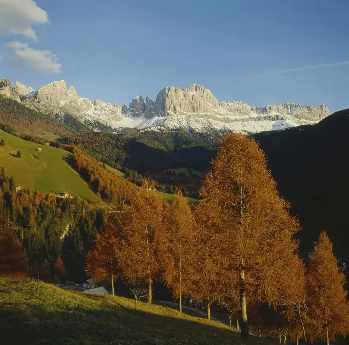 Framed Print : Autumn view from the Thiers Valley to the Catinaccio I-Italy / Dolomites