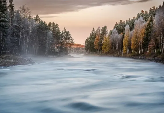 Framed Print : Autumnal atmosphere on the river in the evening light