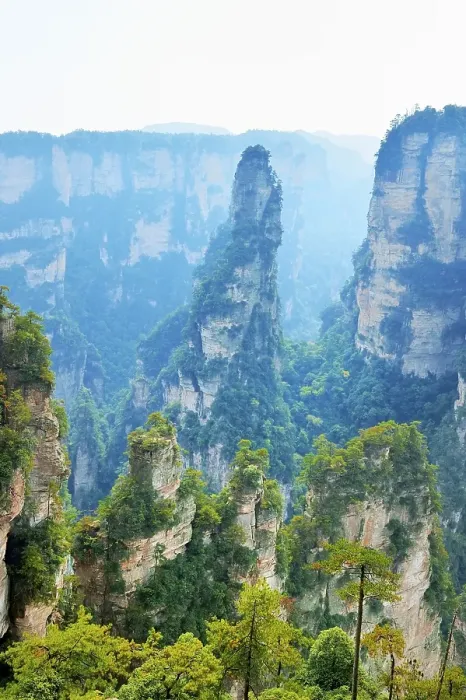 Framed Print : Avatar Mountains with vertical quartz-sandstone pillars