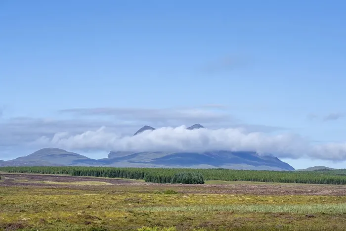 Framed Print : A band of clouds passes by the 849 m high mountain Cul Mor