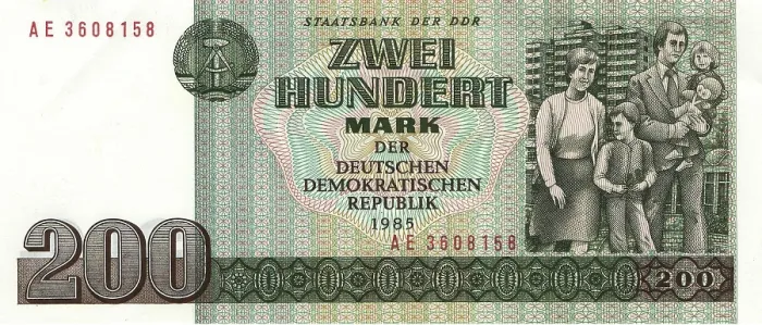 Framed Print : Banknote, 200 Mark, 1985, GDR, reproduction of a historical banknote