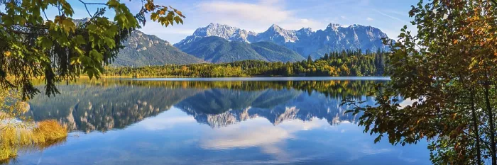 Framed Print : Barmsee, behind it the Karwendel mountains