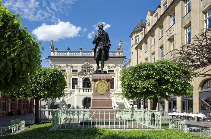 Framed Print : Baroque Old Trade Exchange, bronze statue of Goethe by Carl Seffner